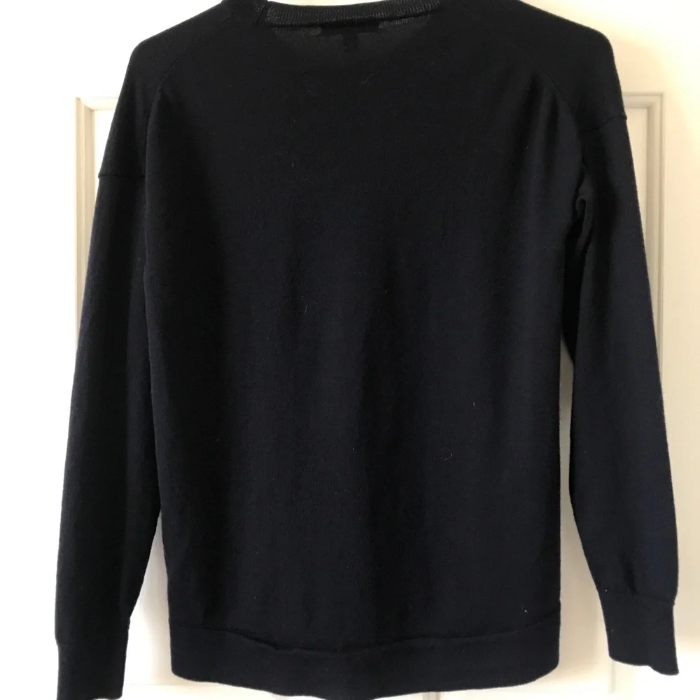 J. Crew Men’s Dark Blue crew neck sweater XS